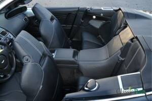 Afbeelding 38/50 van Aston Martin DBS Volante (2010)