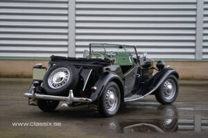 Image 11/18 of MG TD Midget (1953)
