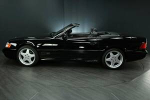 Bild 10/30 von Mercedes-Benz SL 500 (1998)