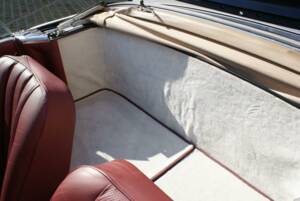 Image 20/50 of Mercedes-Benz 230 SL (1967)