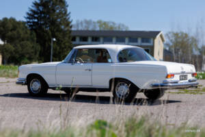 Image 9/38 of Mercedes-Benz 280 SE 3,5 (1970)