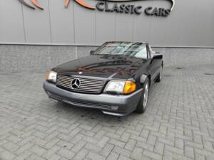 Image 16/50 de Mercedes-Benz 500 SL (1991)