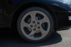 Immagine 18/134 di Porsche 911 Carrera (1995)