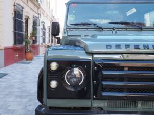 Image 4/17 of Land Rover Defender 90 Heritage (2006)