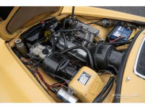 Image 46/50 of Volvo 1800 ES (1972)