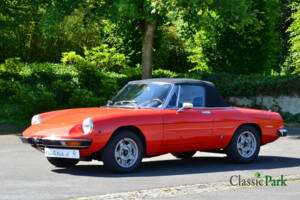 Bild 5/50 von Alfa Romeo 2000 Spider Veloce (1981)