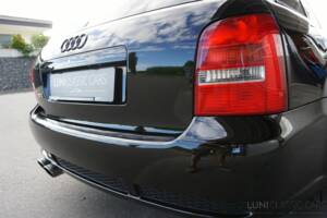 Image 21/41 of Audi RS4 Avant (2000)