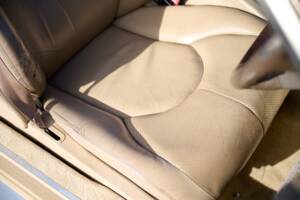 Image 21/50 of Mercedes-Benz SL 280 (1996)