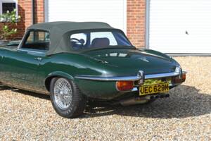Image 15/26 de Jaguar Type E V12 (1973)