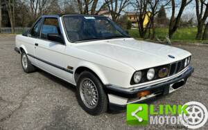 Image 7/10 of BMW 320i Baur TC (1984)