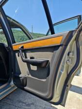 Image 37/50 de BMW 745i (1982)