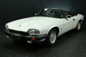 Image 1/50 de Jaguar XJS 5.3 V12 (1992)