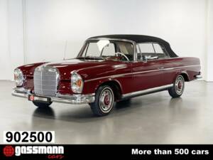 Image 1/15 of Mercedes-Benz 220 SE b (1965)