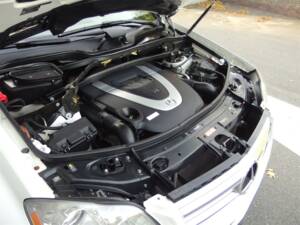 Bild 71/98 von Mercedes-Benz GL 450 4MATIC (2007)