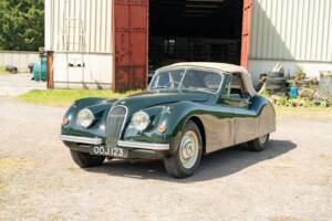 Image 48/50 of Jaguar XK 120 DHC (1954)
