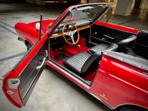 Imagen 9/21 de FIAT 850 Spider (1968)