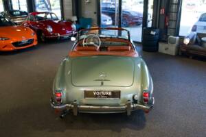 Image 7/28 of Mercedes-Benz 190 SL (1960)