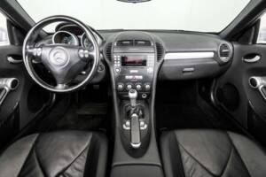 Image 7/50 of Mercedes-Benz SLK 200 Kompressor (2004)