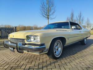 Immagine 6/8 di Buick Electra 225 Hardtop (1973)