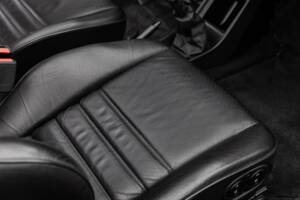 Image 67/132 of Porsche 911 Speedster 3.2 (1989)