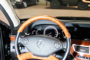 Image 30/128 de Mercedes-Benz S 500 BlueEFFICIENCY (2011)