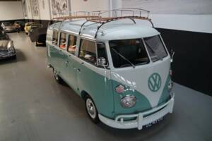 Image 19/50 of Volkswagen T1 panel van (1964)
