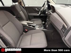 Image 12/15 de Mercedes-Benz GLK 220 CDI 4MATIC (2011)