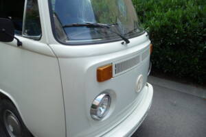 Bild 2/126 von Volkswagen T2b Westfalia (1973)
