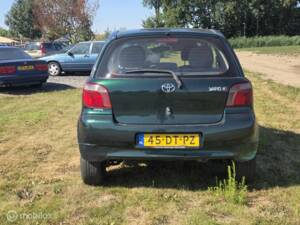 Afbeelding 4/15 van Toyota Yaris 1.33 VVT-i (2000)