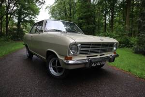 Bild 21/55 von Opel Kadett 1,1 S (1971)