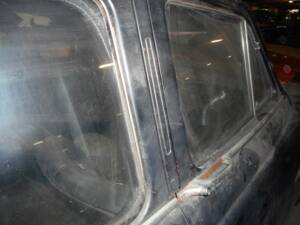Immagine 19/32 di MG Magnette ZA (1955)