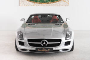 Image 17/48 of Mercedes-Benz SLS AMG Roadster (2012)