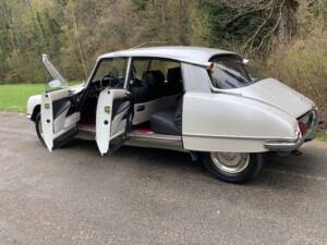 Immagine 6/11 di Citroën DS 23 Pallas IE (1975)