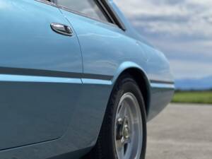 Bild 27/54 von Ferrari 365 GT4 2+2 (1975)