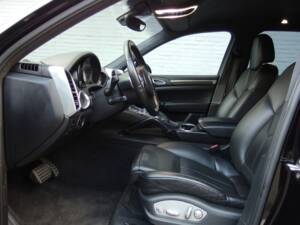 Imagen 45/97 de Porsche Cayenne Turbo (2011)