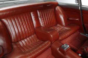 Image 17/28 of Ferrari 250 GT&#x2F;E (1961)