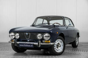 Bild 3/50 von Alfa Romeo Giulia GT 1300 Junior (1976)