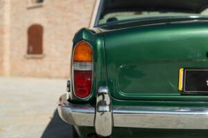 Image 18/50 of Bentley T 1 (1973)