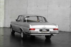Afbeelding 12/50 van Mercedes-Benz 280 SE (1968)
