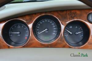 Imagen 43/50 de Jaguar XK8 4.0 (1998)