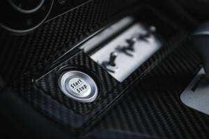 Image 22/50 of Mercedes-Benz CLK DTM AMG (2004)