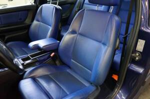 Image 29/33 of BMW 323ti Compact (1999)