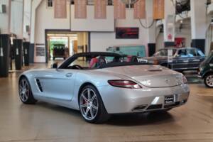Bild 4/95 von Mercedes-Benz SLS AMG Roadster (2012)