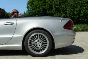 Bild 40/50 von Mercedes-Benz SL 55 AMG (2002)