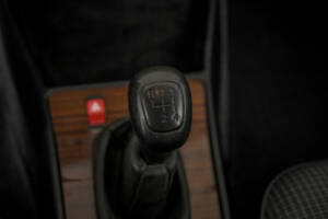 Bild 28/50 von Mercedes-Benz 190 D (1985)