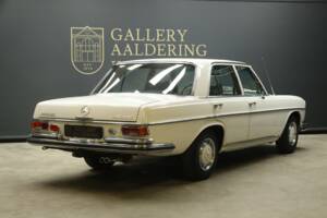 Bild 2/50 von Mercedes-Benz 280 SE (1970)