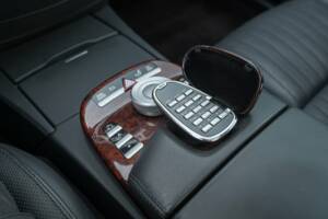 Bild 42/50 von Mercedes-Benz S 600 L (2007)