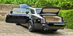 Immagine 20/50 di Rolls-Royce Phantom Coupé (2010)