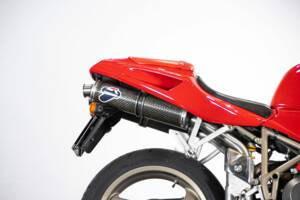Imagen 32/50 de Ducati 748 S (1996)