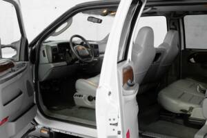 Image 20/41 de Ford F-350 Super Duty (2004)